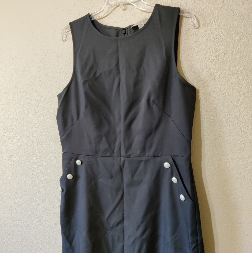 LOFT Ann Taylor Button Pocket Flounce Dress - Picture 5 of 13